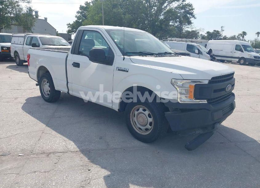 2018 Ford F-150 XL (VIN 1FTMF1CB4JFA19832) main photo