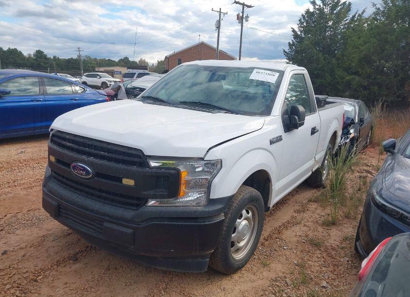 Photo 2 of 2018 Ford F-150 XL (VIN 1FTMF1CB4JKF95427)