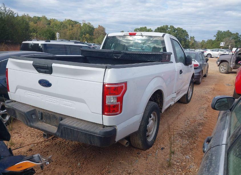 Photo 4 of 2018 Ford F-150 XL (VIN 1FTMF1CB4JKF95427)