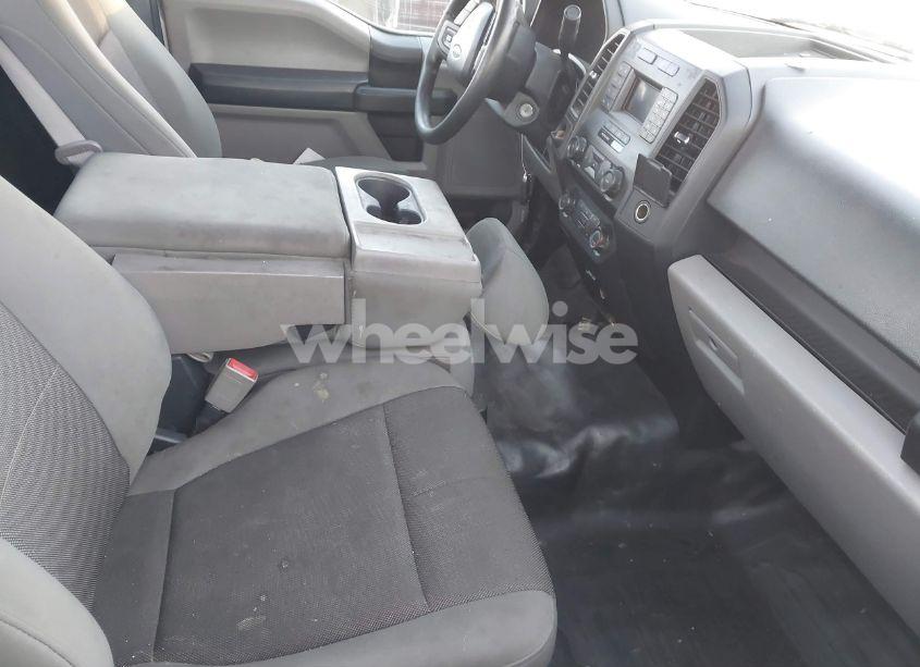 Photo 5 of 2020 Ford F-150 XL (VIN 1FTMF1CB4LKD11040)