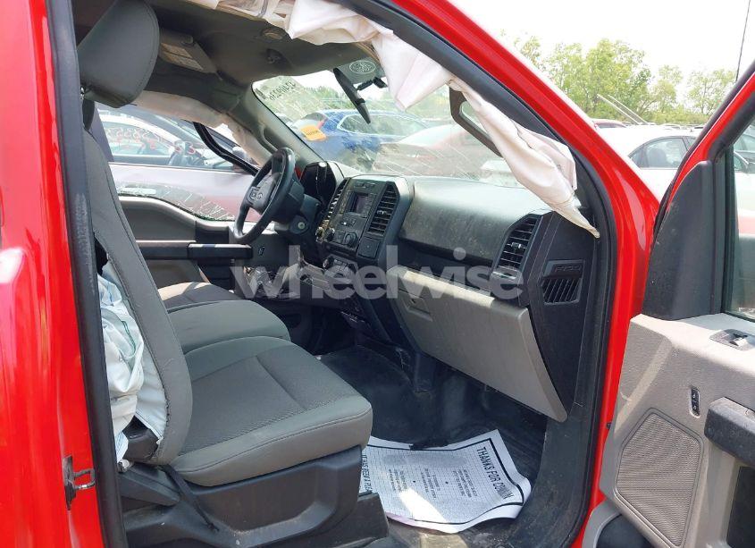 Photo 5 of 2018 Ford F-150 XL (VIN 1FTMF1CB5JKC73458)