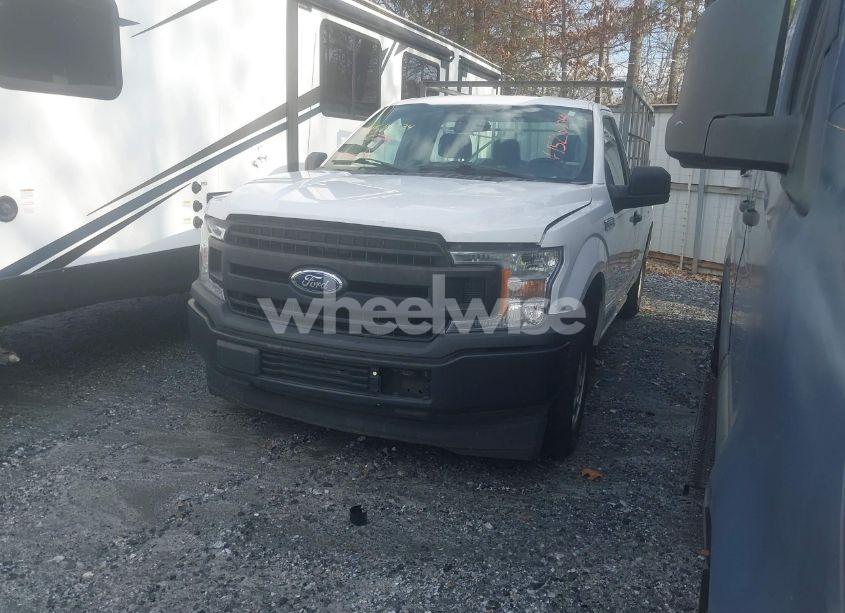 Photo 2 of 2019 Ford F-150 XL (VIN 1FTMF1CB5KKC45676)