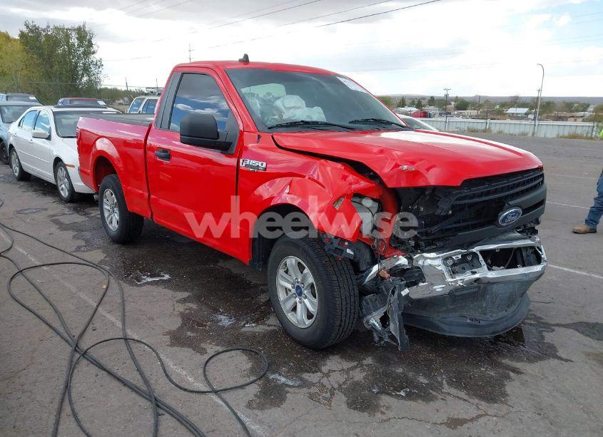 2020 Ford F-150 XL (VIN 1FTMF1CB5LKD83526) main photo