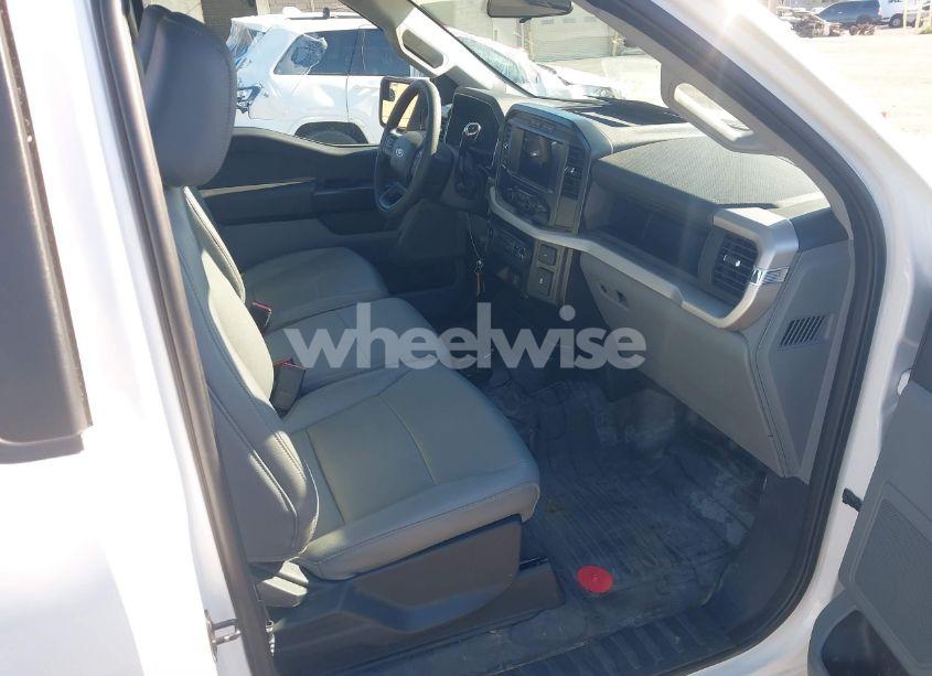 Photo 5 of 2022 Ford F-150 XL (VIN 1FTMF1CB5NKE39967)