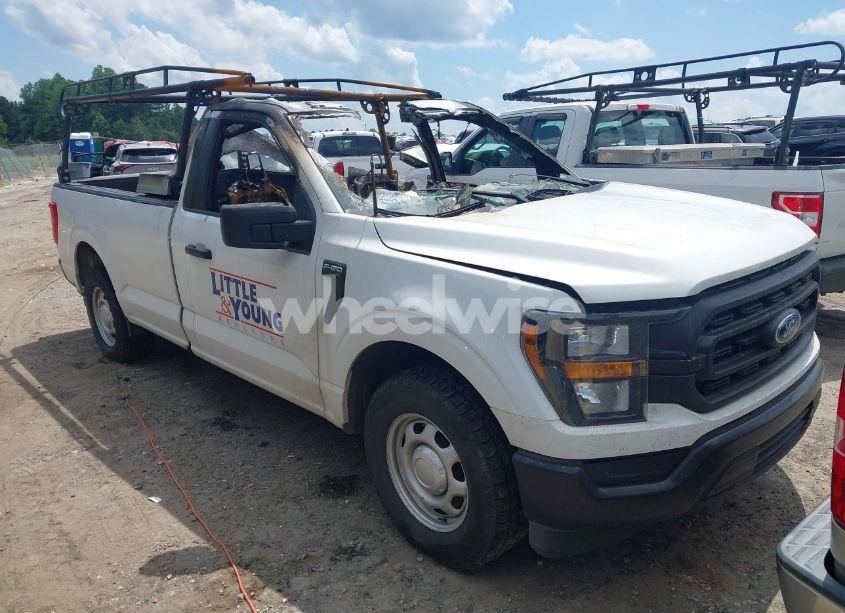 2023 Ford F-150 XL (VIN 1FTMF1CB5PKE02713) main photo