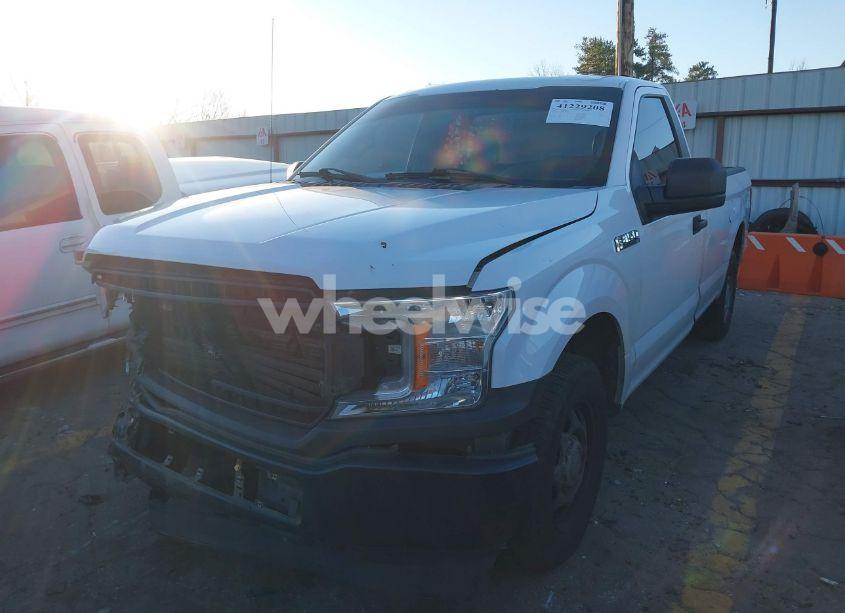 Photo 2 of 2018 Ford F-150 XL (VIN 1FTMF1CB6JKC18260)