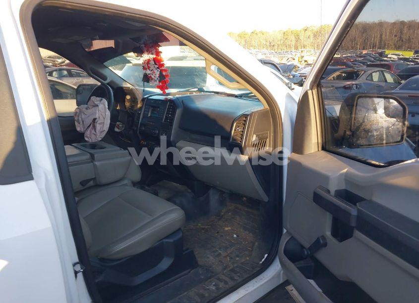 Photo 5 of 2018 Ford F-150 XL (VIN 1FTMF1CB6JKC18260)