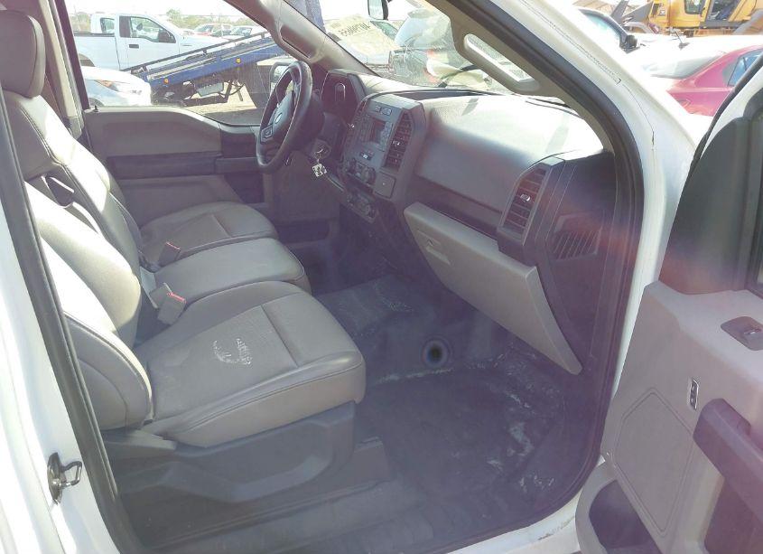 Photo 5 of 2019 Ford F-150 XL (VIN 1FTMF1CB6KKE51508)