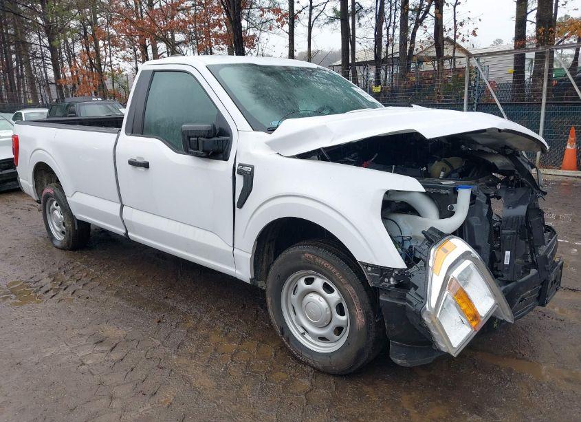 2021 Ford F-150 XL (VIN 1FTMF1CB6MKD80359) main photo