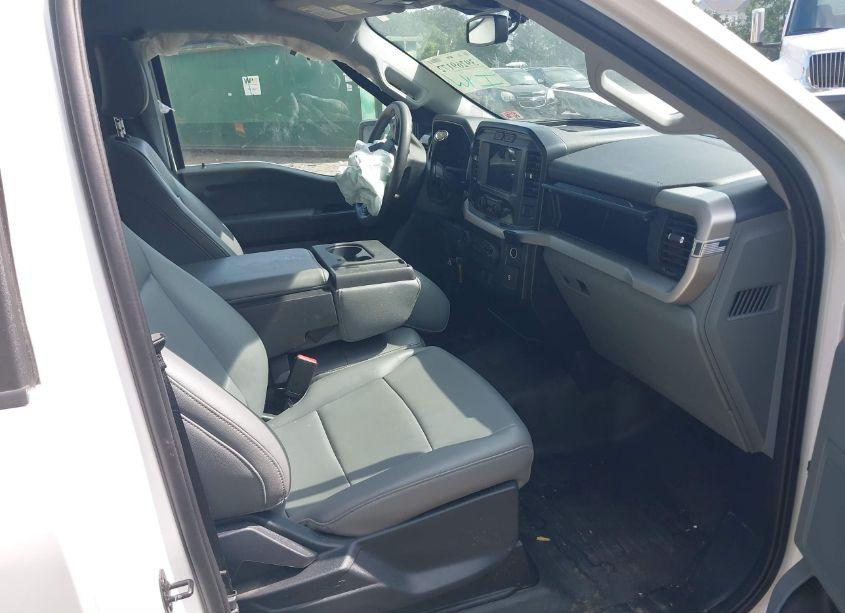 Photo 5 of 2021 Ford F-150 XL (VIN 1FTMF1CB6MKD80359)