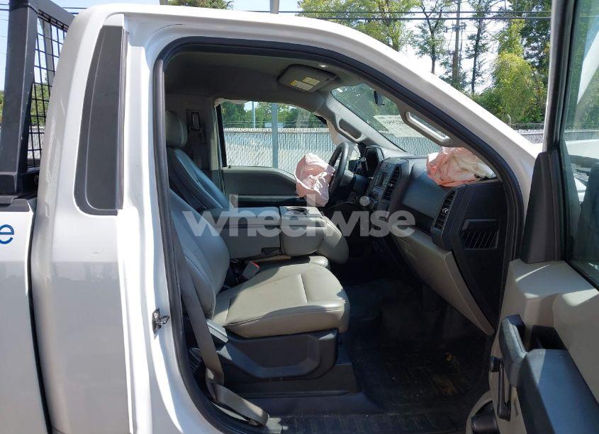 Photo 5 of 2018 Ford F-150 XL (VIN 1FTMF1CB8JFB19092)