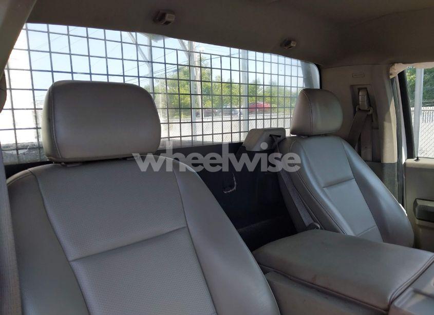 Photo 8 of 2018 Ford F-150 XL (VIN 1FTMF1CB8JFB19092)