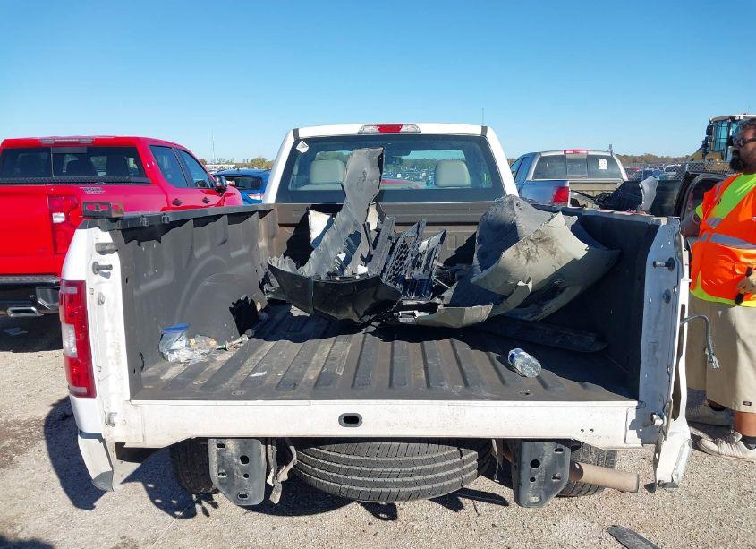 Photo 8 of 2018 Ford F-150 XL (VIN 1FTMF1CB8JKC61496)