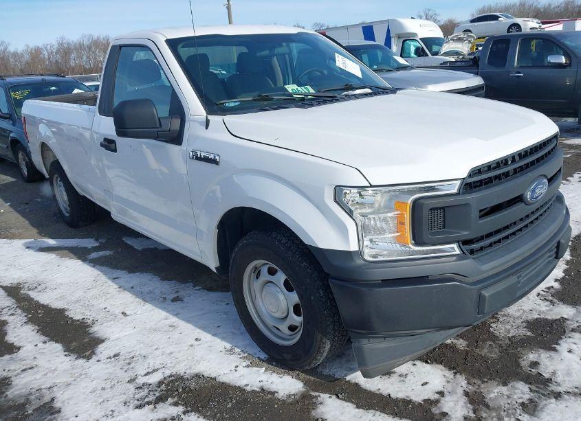 2018 Ford F-150 XL (VIN 1FTMF1CB8JKF30967) main photo