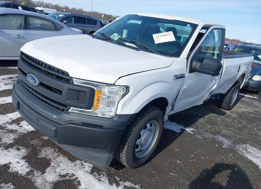 Photo 2 of 2018 Ford F-150 XL (VIN 1FTMF1CB8JKF30967)