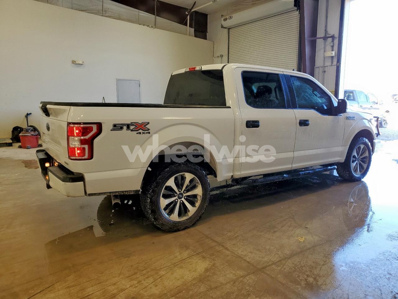Photo 3 of 2020 FORD F150 SUPERCREW (VIN 1FTMF1CB8MKD56984)