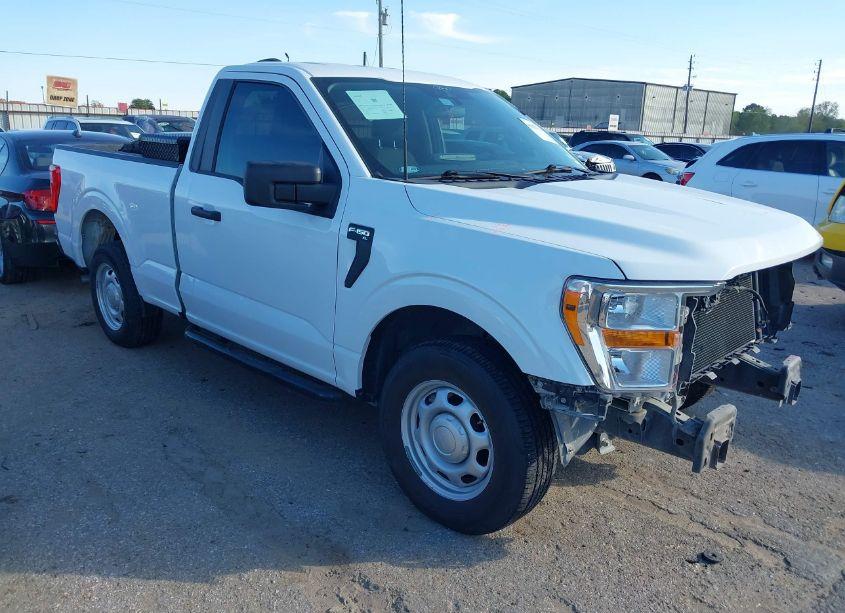 2021 Ford F-150 XL (VIN 1FTMF1CB8MKE48127) main photo
