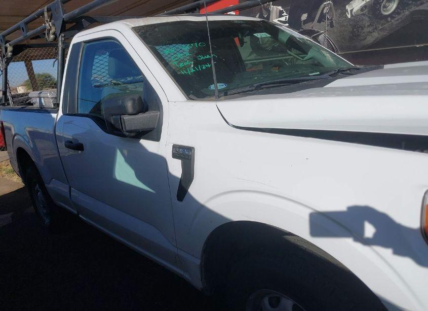 Photo 12 of 2022 Ford F-150 XL (VIN 1FTMF1CB8NKE00094)