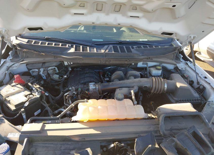 Photo 9 of 2022 Ford F-150 XL (VIN 1FTMF1CB8NKE00094)