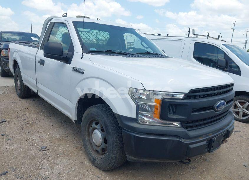 2018 Ford F-150 XL (VIN 1FTMF1CB9JKE60752) main photo