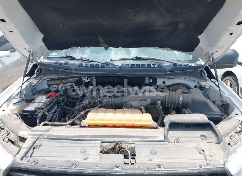 Photo 10 of 2018 Ford F-150 XL (VIN 1FTMF1CB9JKE60752)