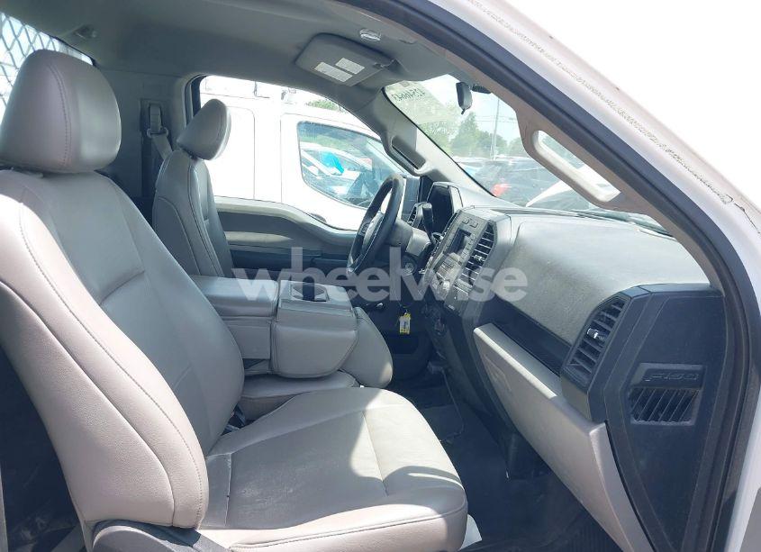 Photo 5 of 2018 Ford F-150 XL (VIN 1FTMF1CB9JKE60752)