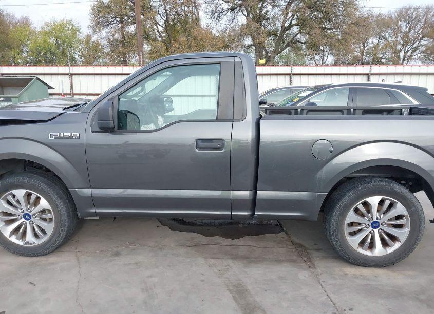 Photo 15 of 2018 Ford F-150 XL (VIN 1FTMF1CBXJKF97988)