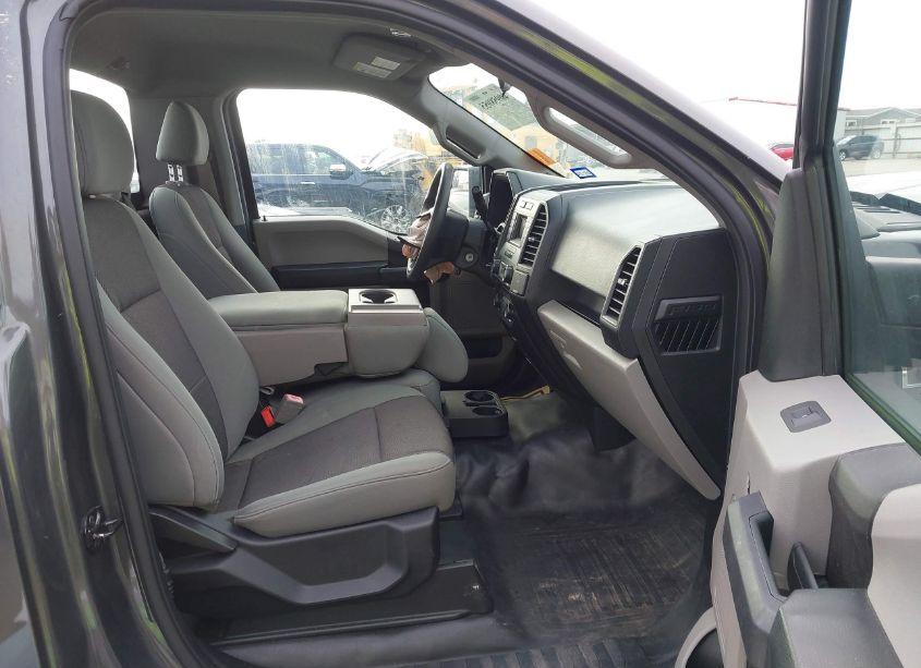 Photo 5 of 2018 Ford F-150 XL (VIN 1FTMF1CBXJKF97988)