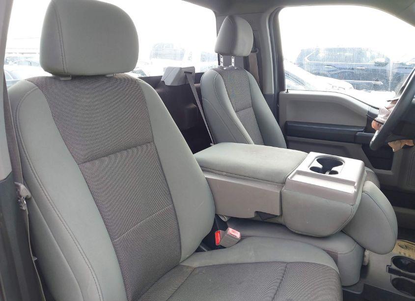 Photo 8 of 2018 Ford F-150 XL (VIN 1FTMF1CBXJKF97988)