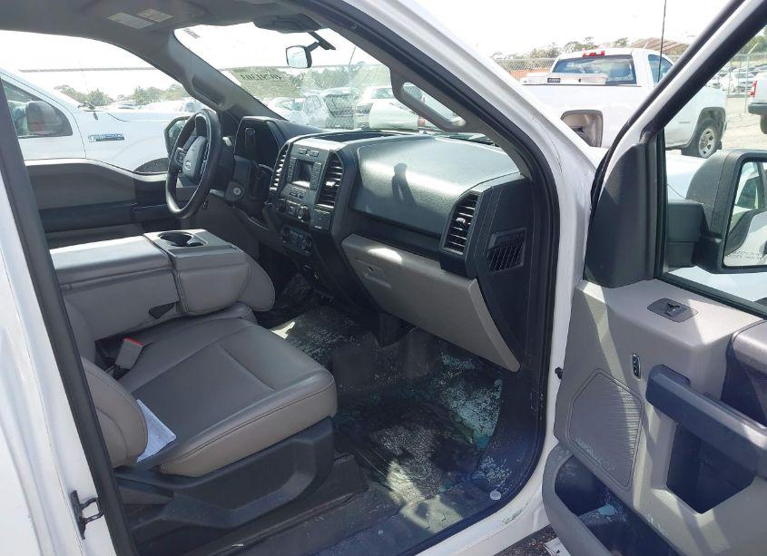 Photo 5 of 2019 Ford F-150 XL (VIN 1FTMF1CBXKKE51480)