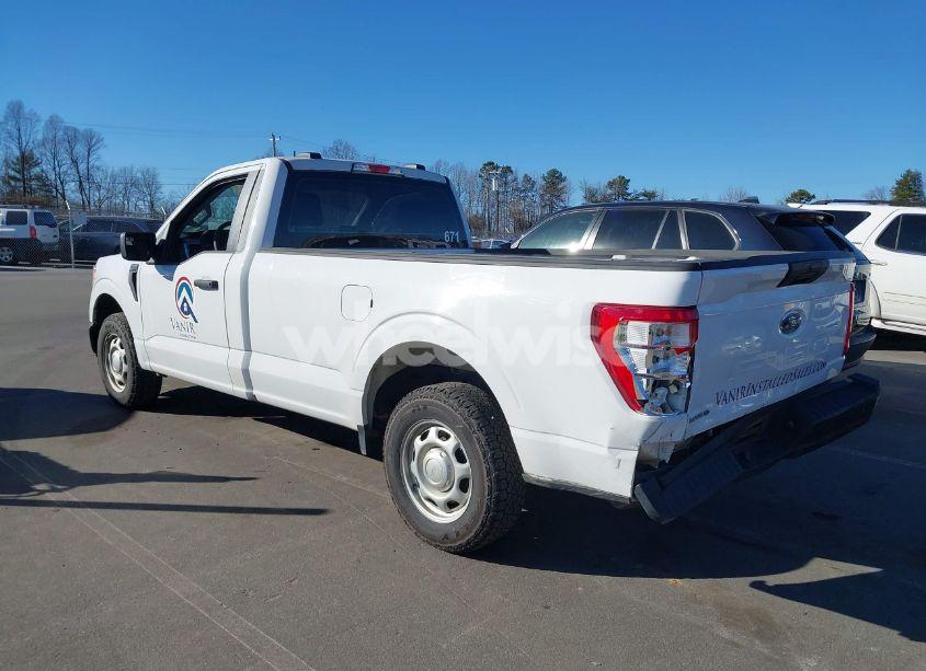 Photo 3 of 2022 Ford F-150 XL (VIN 1FTMF1CBXNKD27102)