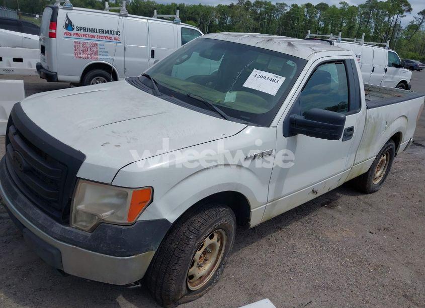 Photo 2 of 2013 Ford F-150 XL (VIN 1FTMF1CF0DFB49260)