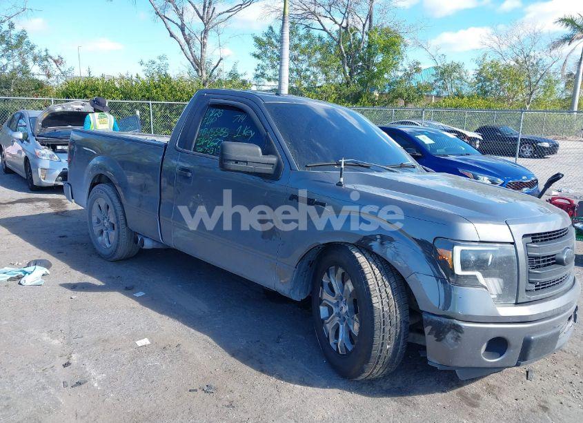 2013 Ford F-150 STX (VIN 1FTMF1CF1DFB27431) main photo