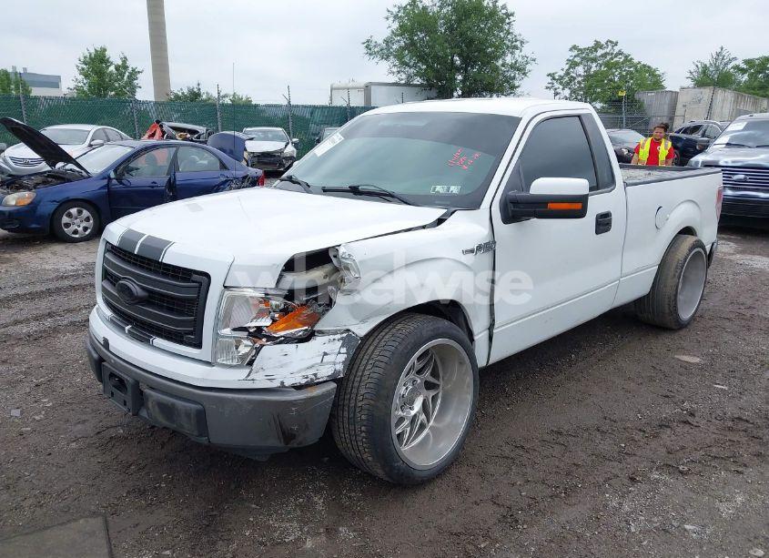 Photo 2 of 2013 Ford F-150 XL (VIN 1FTMF1CF8DKE07256)