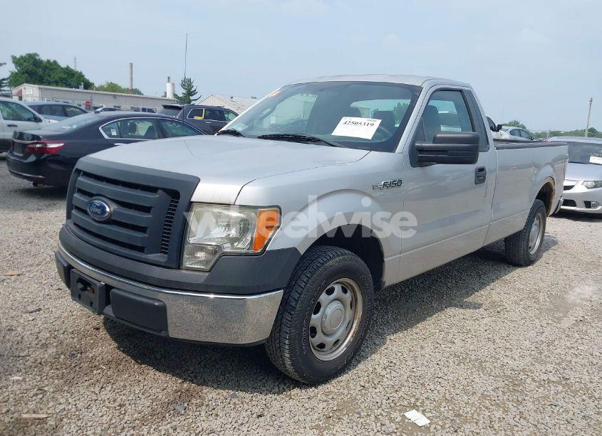 Photo 2 of 2011 Ford F-150 XL (VIN 1FTMF1CM0BKD84163)
