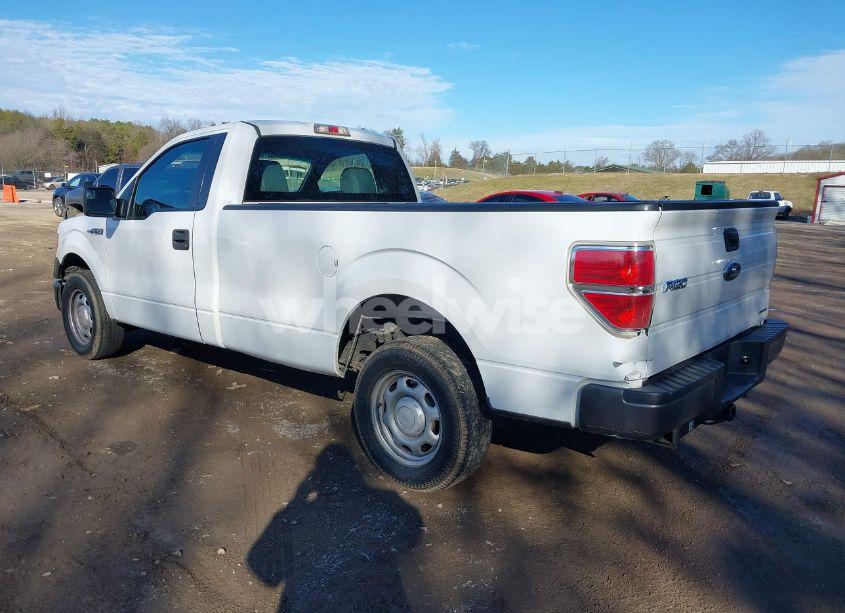 Photo 3 of 2013 Ford F-150 XL (VIN 1FTMF1CM0DKG18613)