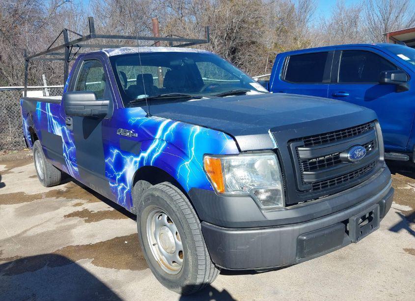 2014 Ford F-150 XL (VIN 1FTMF1CM0EKG45893) main photo