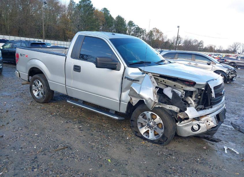 2013 Ford F-150 STX (VIN 1FTMF1CM1DFC76520) main photo