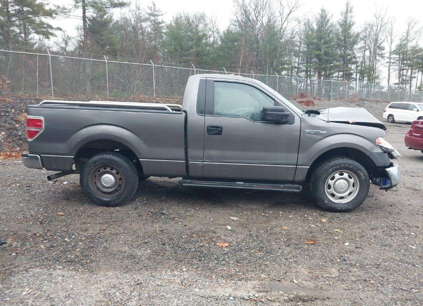 Photo 13 of 2014 Ford F-150 XL (VIN 1FTMF1CM1EFC57922)