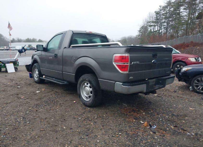 Photo 3 of 2014 Ford F-150 XL (VIN 1FTMF1CM1EFC57922)
