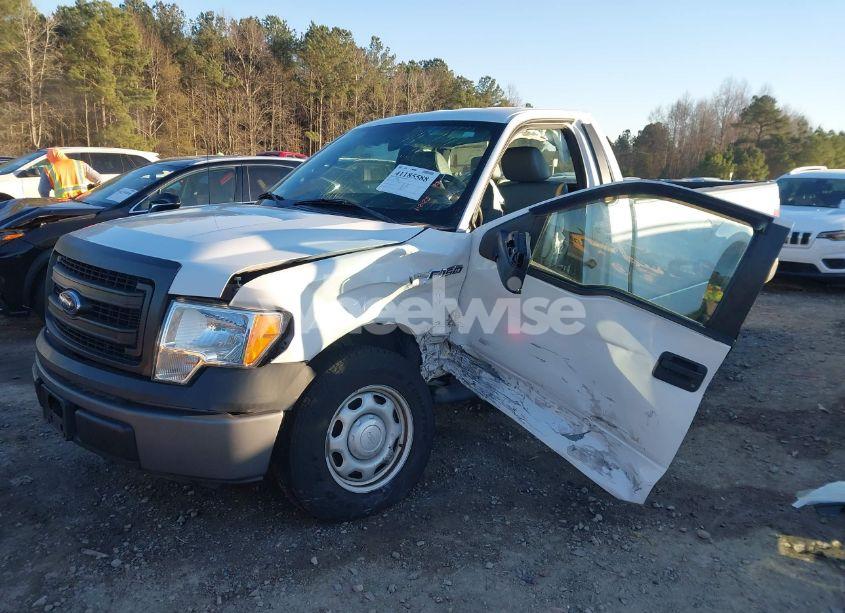 Photo 2 of 2013 Ford F-150 XL (VIN 1FTMF1CM2DKD27546)