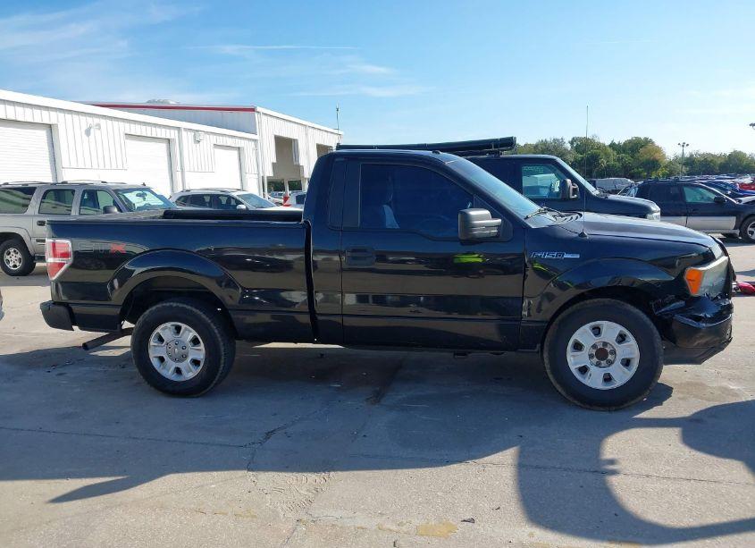 Photo 13 of 2011 Ford F-150 STX (VIN 1FTMF1CM3BFA49746)