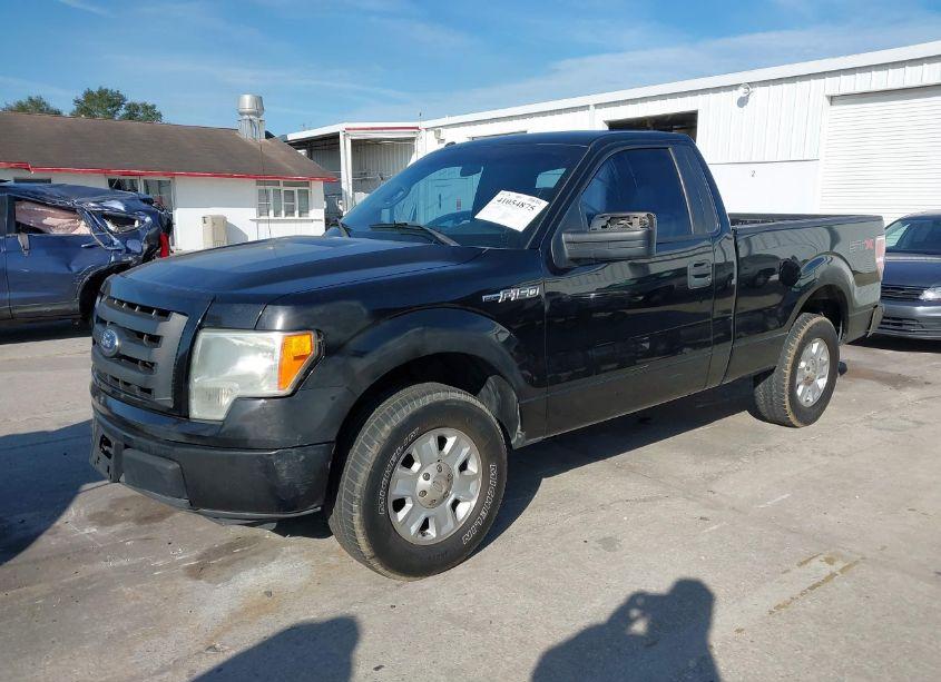 Photo 2 of 2011 Ford F-150 STX (VIN 1FTMF1CM3BFA49746)