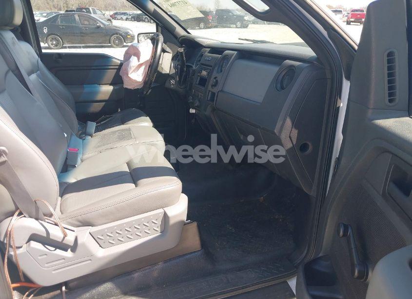 Photo 5 of 2013 Ford F-150 XL (VIN 1FTMF1CM3DFC16898)