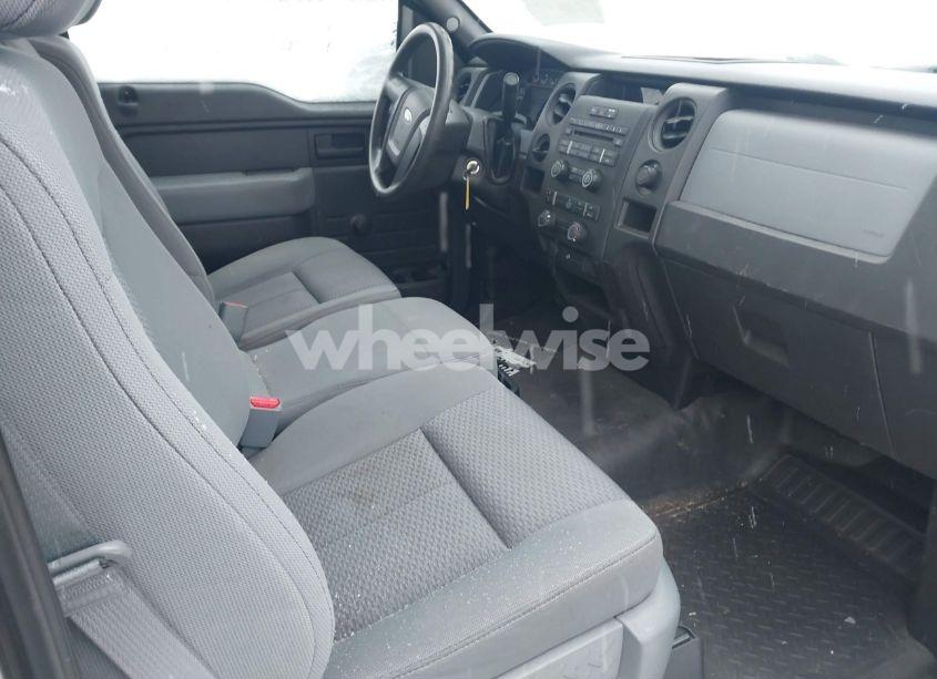 Photo 5 of 2013 Ford F-150 XL (VIN 1FTMF1CM4DFB65251)