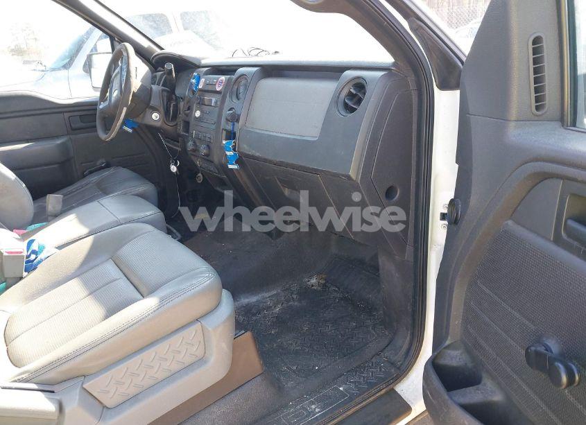 Photo 5 of 2013 Ford F-150 XL (VIN 1FTMF1CM4DKE80784)