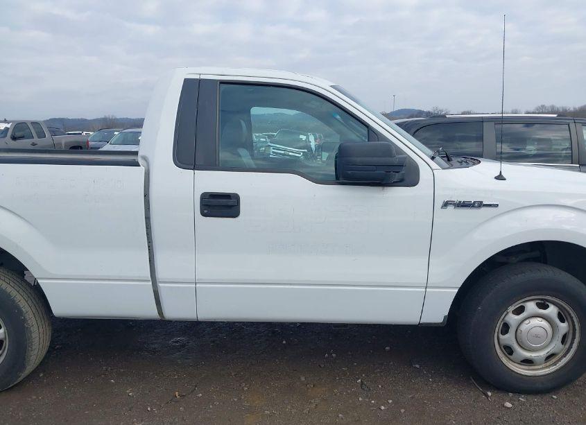 Photo 13 of 2014 Ford F-150 XL (VIN 1FTMF1CM4EFB14768)