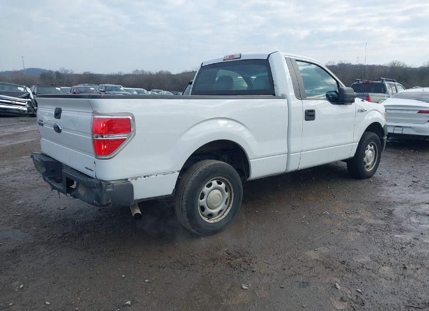 Photo 4 of 2014 Ford F-150 XL (VIN 1FTMF1CM4EFB14768)