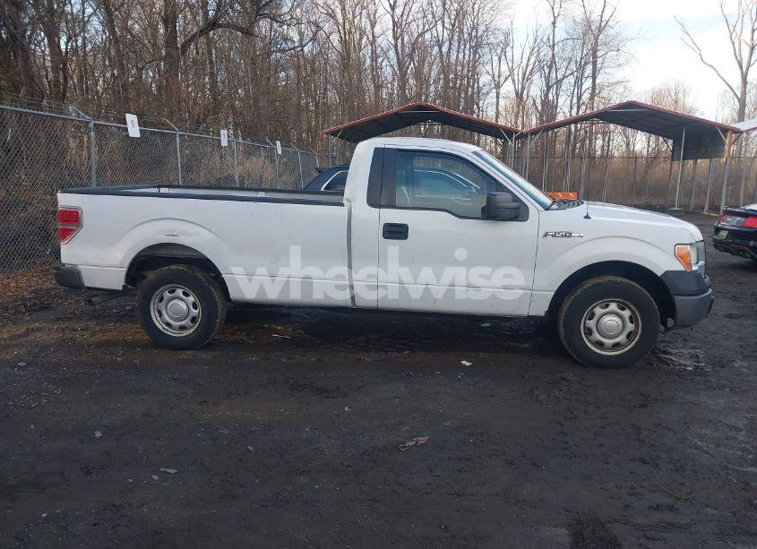 Photo 13 of 2014 Ford F-150 XL (VIN 1FTMF1CM4EKF70115)