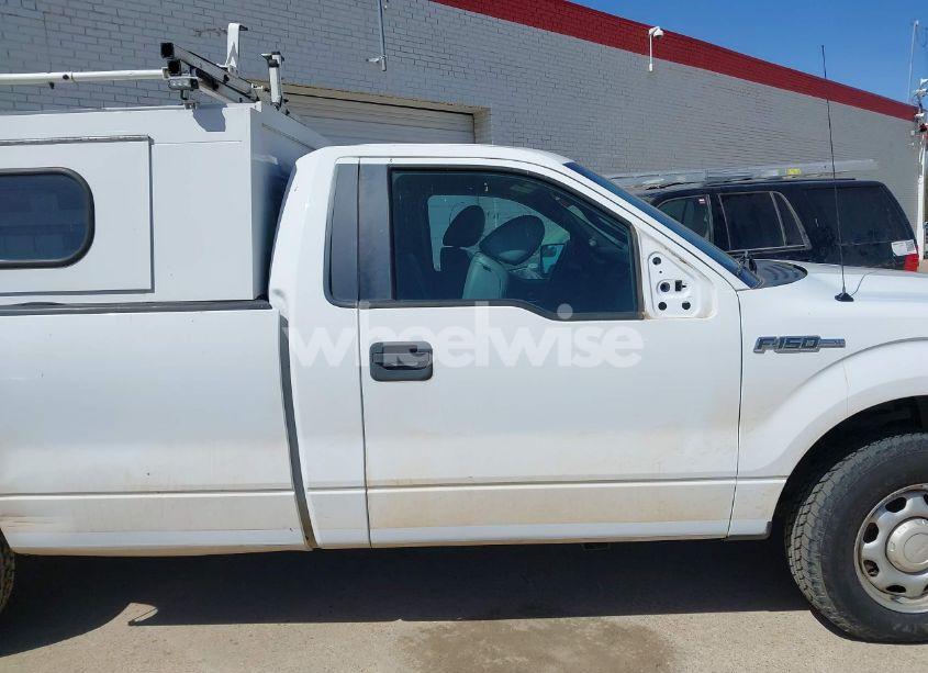 Photo 12 of 2014 Ford F-150 XL (VIN 1FTMF1CM4EKG22844)